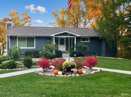 7600 N Blue Heron Dr, Unionville, IN, 47468-9109 | Card Image