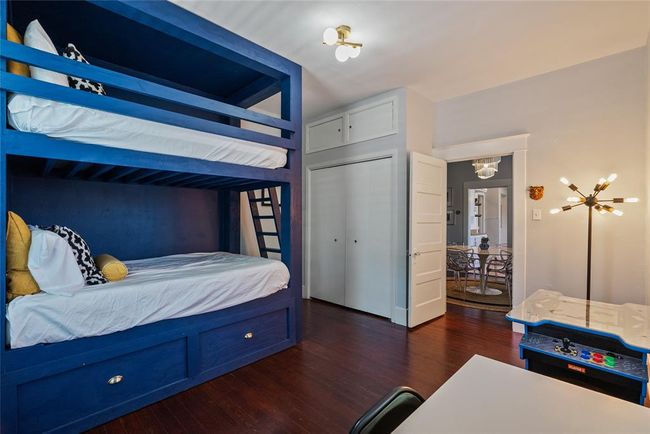3610 Avenue P 1/2, House other with 3 bedrooms, 2 bathrooms and null parking in Galveston TX | Image 28