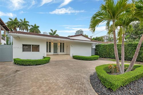 35 Sw 20th Rd, Miami, FL, 33129-1505 | Card Image