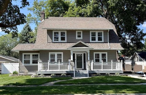 915 N Garfield Avenue, JANESVILLE, WI, 53545 | Card Image