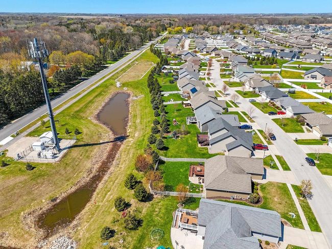 635 Pebblestone Circle, House other with 4 bedrooms, 4 bathrooms and null parking in HOBART WI | Image 67