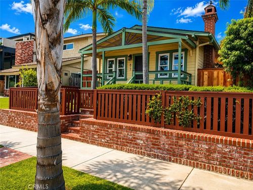 817 Delaware St, Huntington Beach, CA, 92648-4723 | Card Image