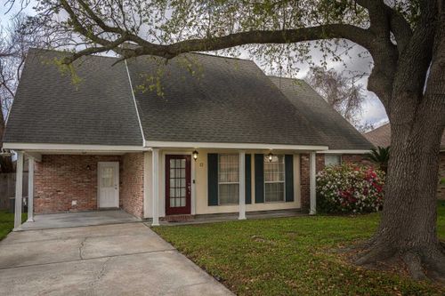 12 Cobblestone West, Houma, LA, 70360 | Card Image