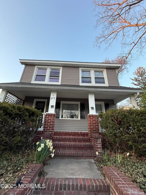 615 Beechwood Ave, West Allenhurst, NJ, 07711-1407 | Card Image