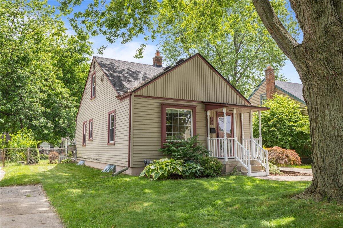 Rembrandt Ave, Royal Oak, MI 48067