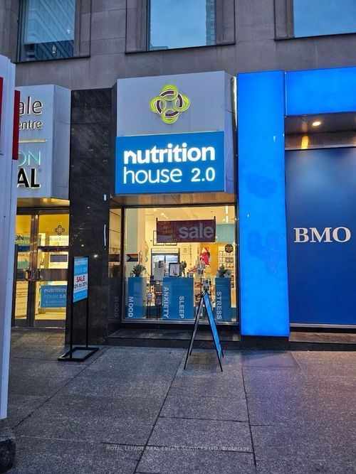 120 Bloor St E, Toronto, ON, M4W1B7 | Card Image