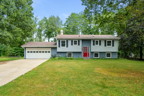 1701 S Shore Dr, Portage, MI, 49002-6965 | Card Image