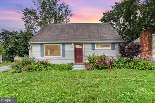 6117 Nassau Rd, HARRISBURG, PA, 17112-1842 | Card Image
