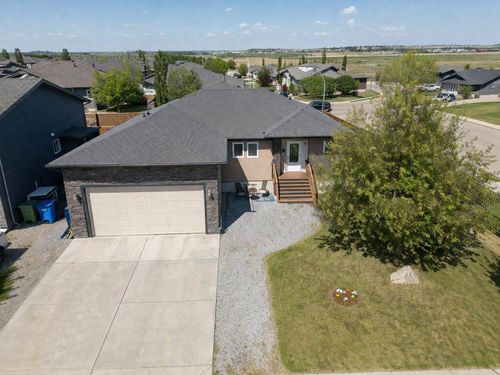 431 Carriage Lane Cross, Carstairs, AB, T0M0N0 | Card Image