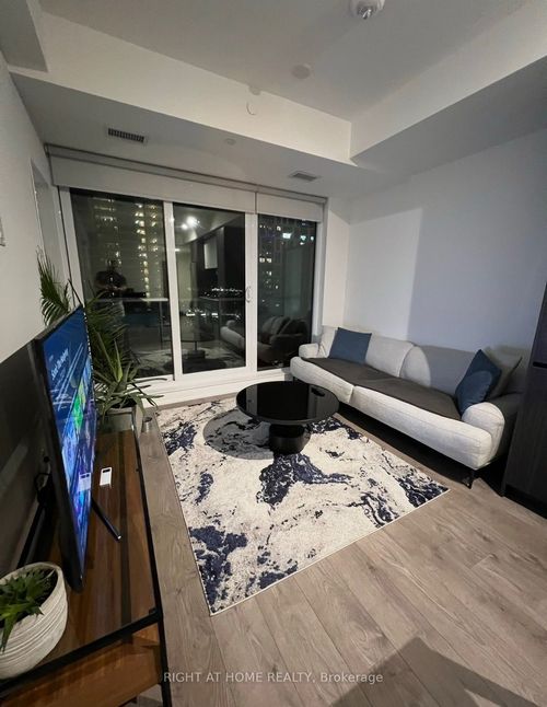 1701-225 Sumach St, Toronto, ON, M5A0P8 | Card Image