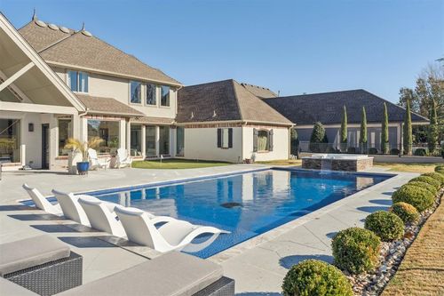 332 Heritage Blvd, Edmond, OK, 73025-2776 | Card Image