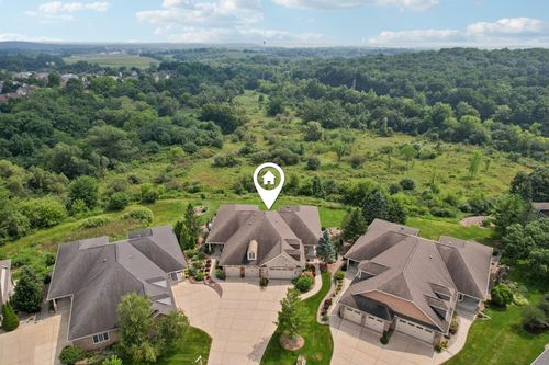 1714 Brookside Ln, Waunakee, WI, 53597-2621 | Card Image
