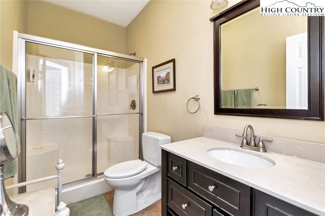 304 - 150 Prudden Ln, Condo with 2 bedrooms, 2 bathrooms and null parking in Blowing Rock NC | Image 10