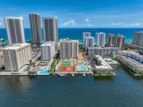 3m-1865 S Ocean Drive, Hallandale Beach, FL, 33009 | Card Image