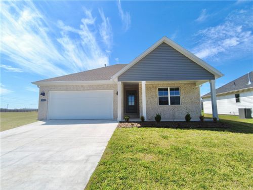 1803 E Hudson Dr, Siloam Springs, AR, 72761-6044 | Card Image