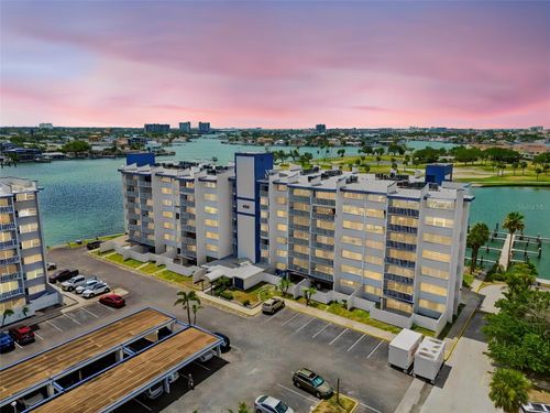 106-450 Treasure Island Cswy, Treasure Island, FL, 33706-1137 | Card Image
