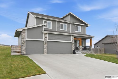 17706 Rampart St, Omaha, NE, 68136-4255 | Card Image