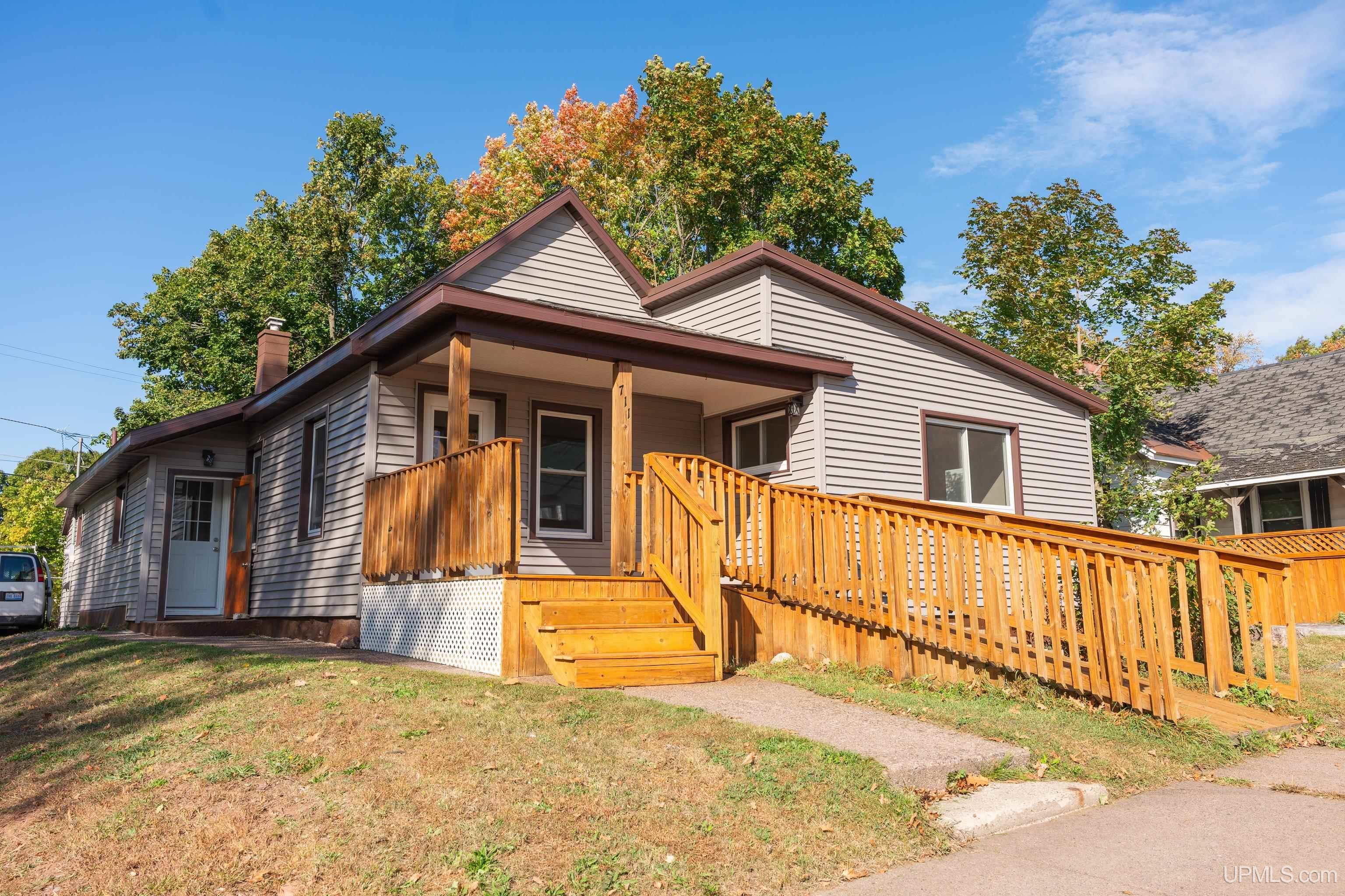 1st St, Ishpeming, MI 49849