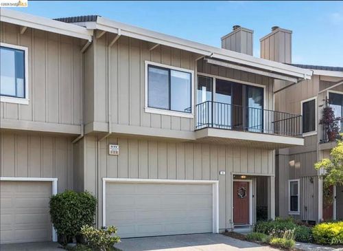 31 Binnacle Hl, Oakland, CA, 94618-2309 | Card Image