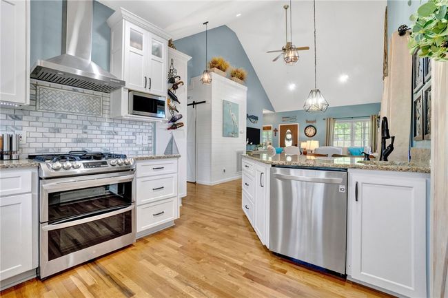 110 Brookside Cir, House other with 3 bedrooms, 2 bathrooms and null parking in Honea Path SC | Image 15