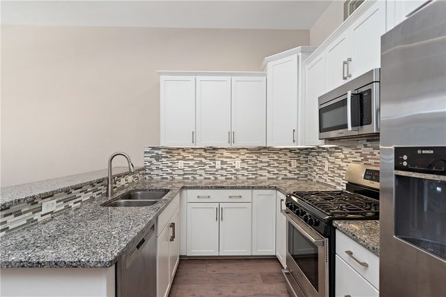 APT-518 - 301 5 Th Ave, Condo with 2 bedrooms, 2 bathrooms and 1 parking in Pittsburgh PA | Image 26