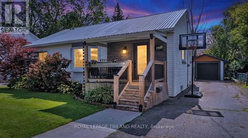 205 Erie St, St Thomas, ON, N5R2N7 | Card Image
