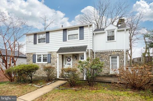 8 Pilgrim Ln, DREXEL HILL, PA, 19026-4808 | Card Image