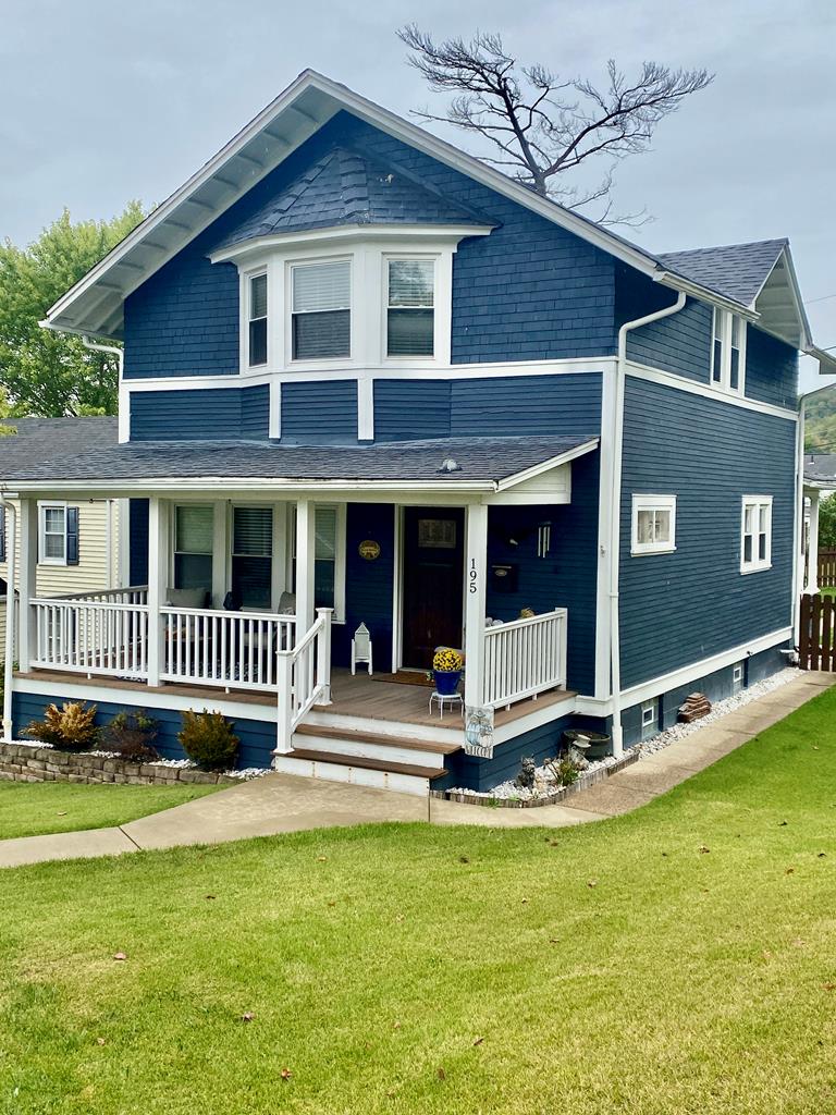 Springdale Ave, Wheeling, WV 26003