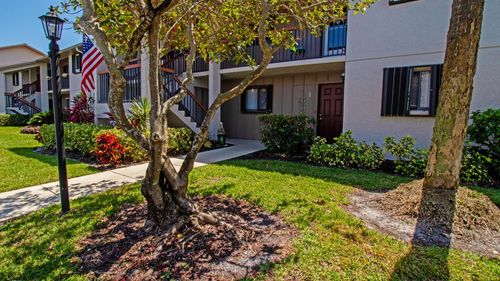 apt-12-106-1600 Ne Dixie Hwy, Jensen Beach, FL, 34957-6312 | Card Image
