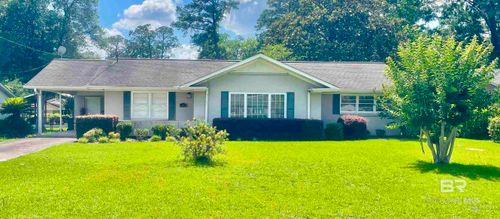 1413 Mcmillan Avenue, Brewton, AL, 36426 | Card Image