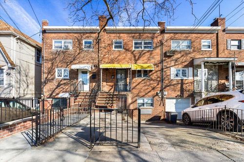 238 Throggs Neck Boulevard, New York, NY, 10465 | Card Image