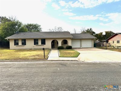 1704 Elk Trail, House other with 4 bedrooms, 2 bathrooms and null parking in Harker Heights TX | Image 1