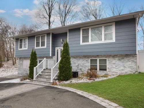 16 Prospect Point Rd, Lake Hopatcong, NJ, 07849-1553 | Card Image