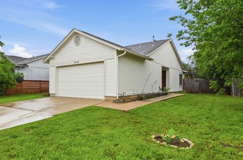 8108 Treehouse Ln, Austin, TX, 78749-3286 | Card Image