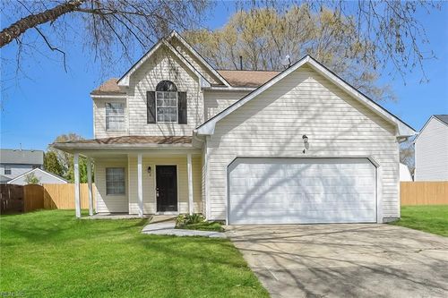 4 Admiral Ct, Portsmouth, VA, 23703-5351 | Card Image
