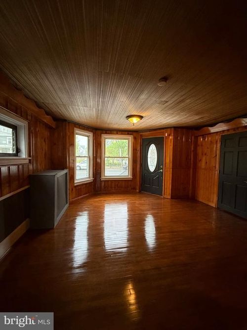 214 N 2nd Street N, Millville, NJ, 08332 | Card Image