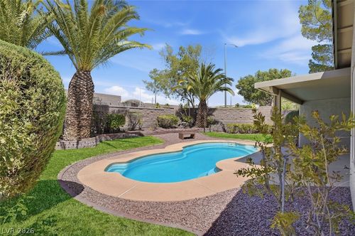 2288 Tedesca Dr, Henderson, NV, 89052-6534 | Card Image