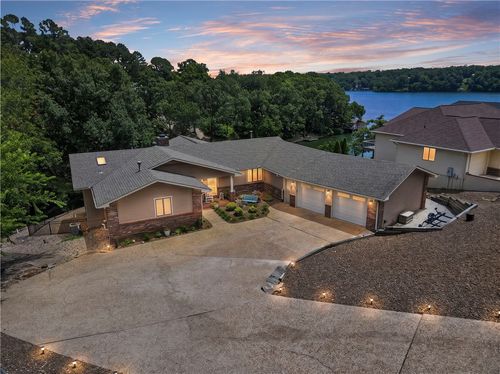 65 Forfar Dr, Bella Vista, AR, 72715-4406 | Card Image