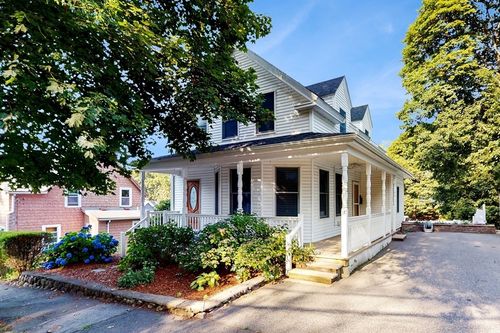 14-14 Chestnut St, Stoneham, MA, 02180-2439 | Card Image