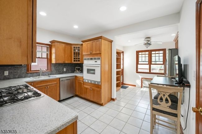 173 E Webster Ave, House other with 3 bedrooms, 2 bathrooms and null parking in Roselle Park NJ | Image 20