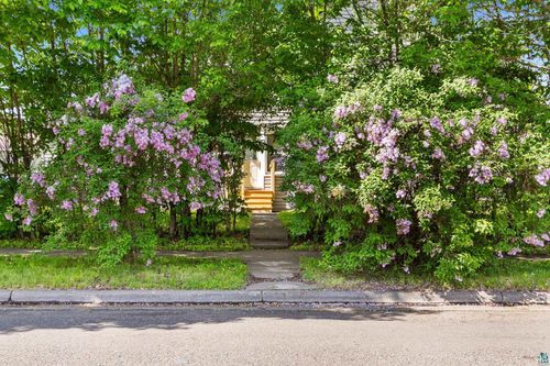 3 N 63rd Ave W, Duluth, MN, 55807-2202 | Card Image