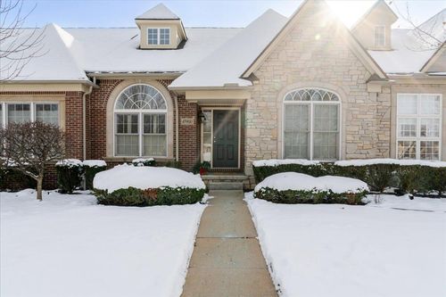 45900 S Stonewood Rd, Canton, MI, 48187-6630 | Card Image