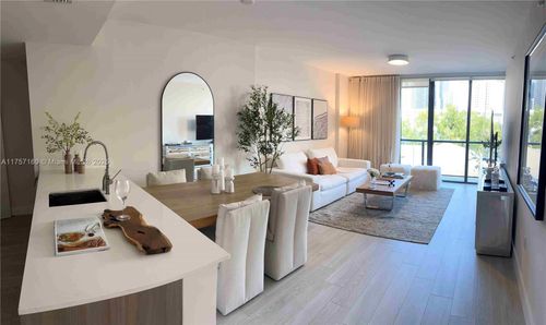 unit-511-201 Sw 17th Rd, Miami, FL, 33129-1360 | Card Image