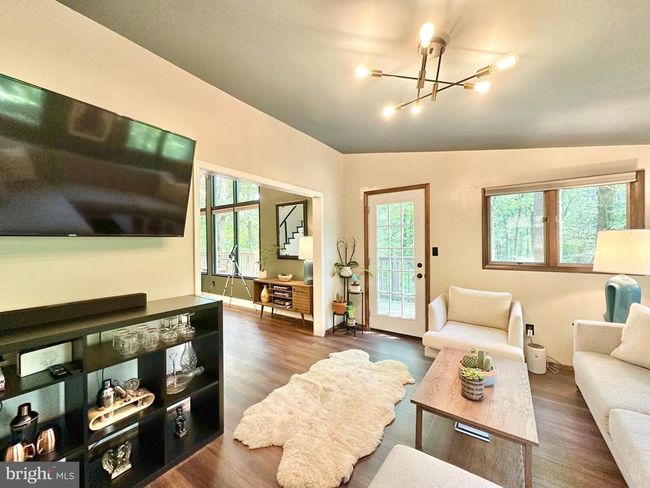 373 Bald Eagle Trl, House other with 3 bedrooms, 2 bathrooms and null parking in HEDGESVILLE WV | Image 27