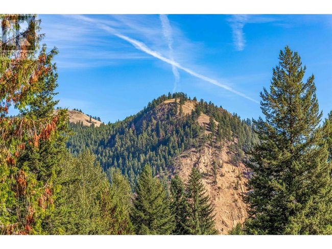 2737 Cedar Ridge St, House other with 2 bedrooms, 2 bathrooms and 4 parking in Lumby BC | Image 34