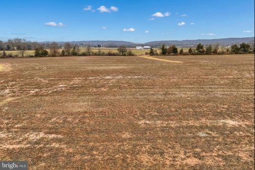 4275 W Canal Rd, DOVER, PA, 17315-4019 | Card Image