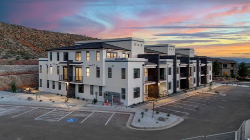 p12-170 N Chaparral Dr, Hurricane, UT, 84737-6217 | Card Image