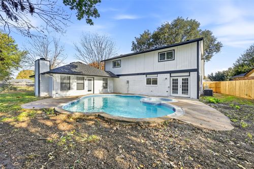 3505 Corn Valley Ct, Grand Prairie, TX, 75052-6422 | Card Image