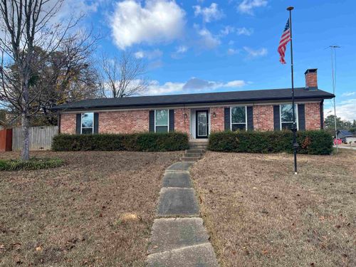 1009 Sequoyah Ln, Longview, TX, 75605-5753 | Card Image