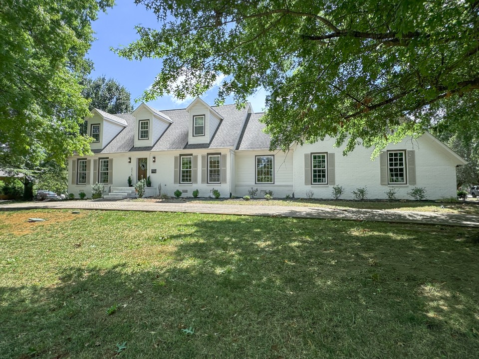 Londonderry Dr, Murfreesboro, TN 37129